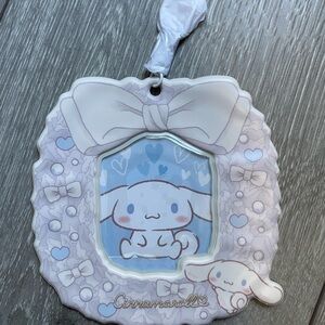 Sanrio Cinnamoroll Photo/ID/Card Holder Keychain